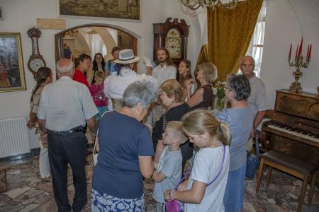 ODPRTJE GRADU DVOR (50)